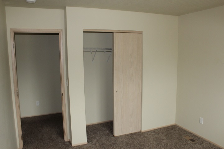 905 East Silver Pine Road Colbert, WA 99005 - Photo 11 of 20