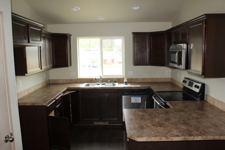 905 East Silver Pine Road Colbert, WA 99005 - Photo 5 of 20