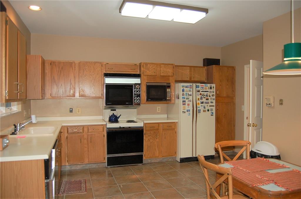 406 Schenley Road Pittsburgh, PA 15217 - Photo 12 of 25 Gallery Image 12