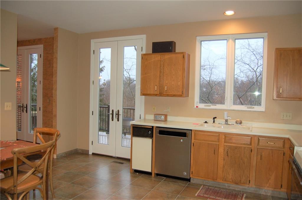 406 Schenley Road Pittsburgh, PA 15217 - Photo 14 of 25 Gallery Image 14