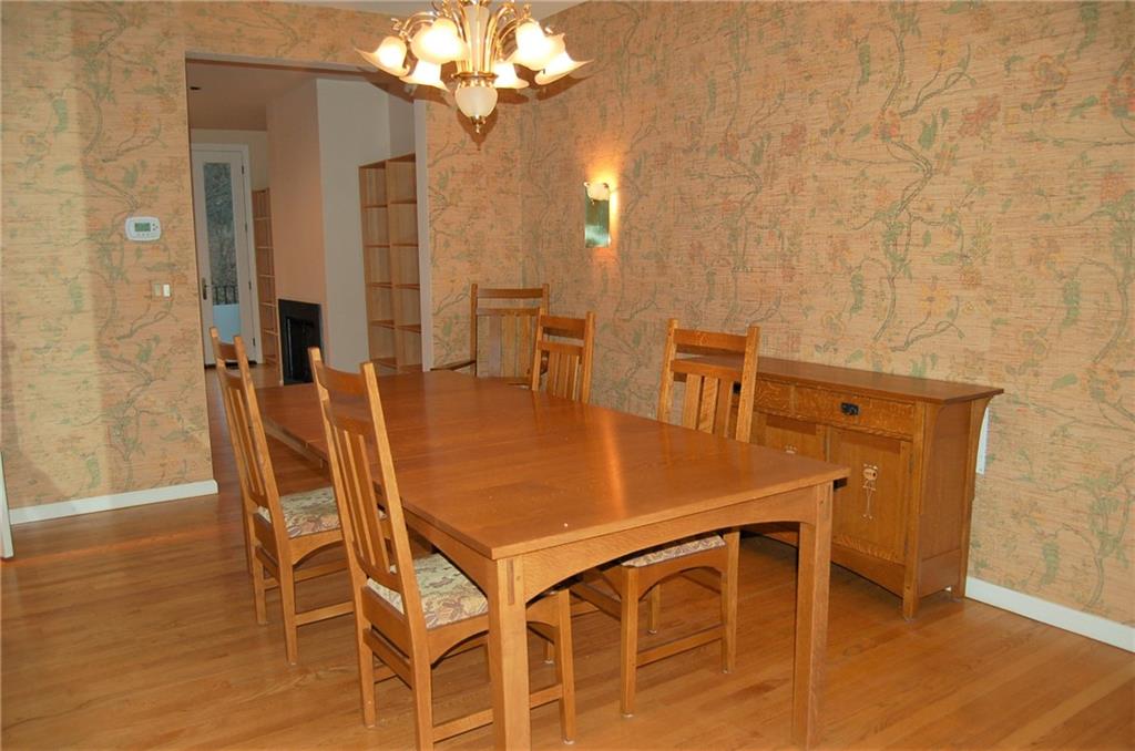 406 Schenley Road Pittsburgh, PA 15217 - Photo 10 of 25 Gallery Image 10