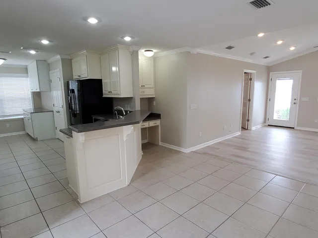 $2,400 | 3416 Harrison Avenue, Panama City, FL 32405