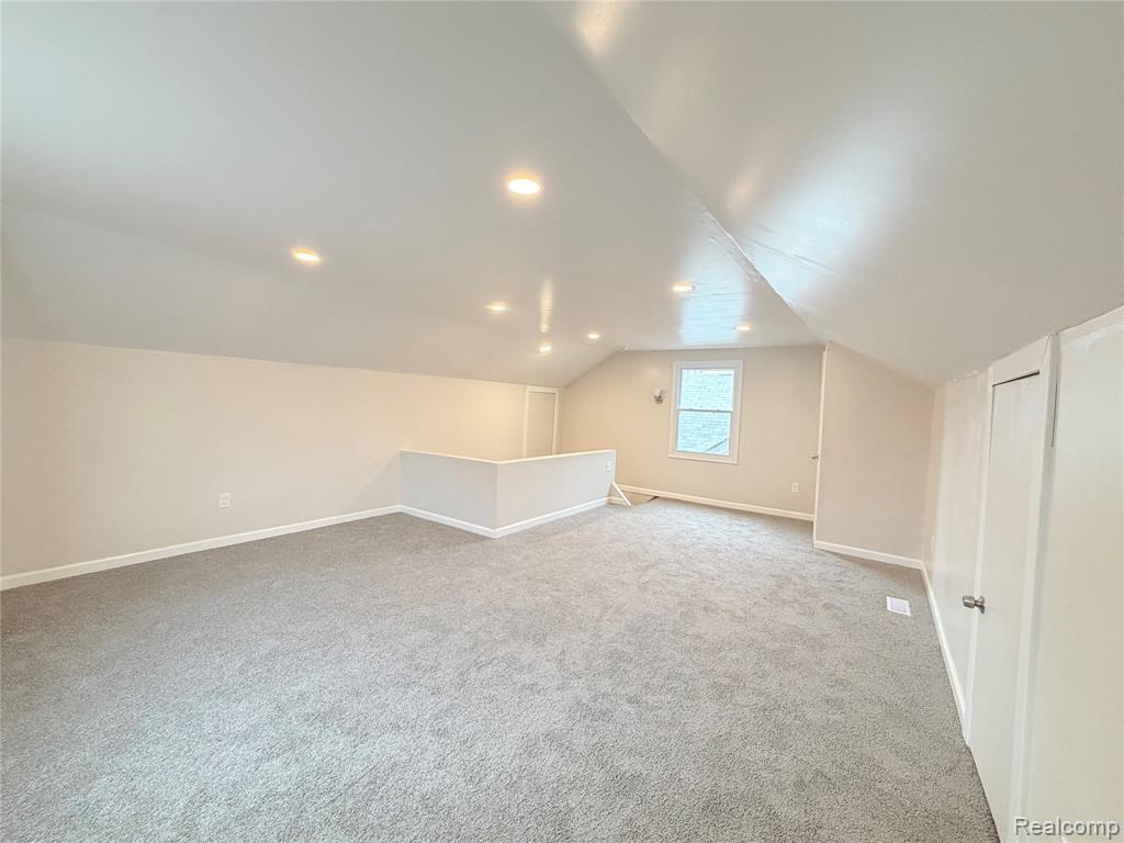 9832 Balfour Road Detroit, MI 48224 - Photo 7 of 10