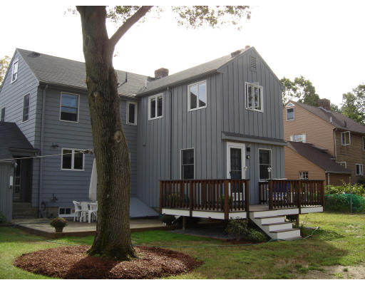 28 Keeling Road Wakefield, MA 01880 - Photo 3 of 16 Gallery Image 3