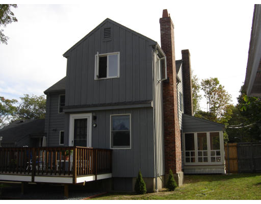 28 Keeling Road Wakefield, MA 01880 - Photo 4 of 16 Gallery Image 4