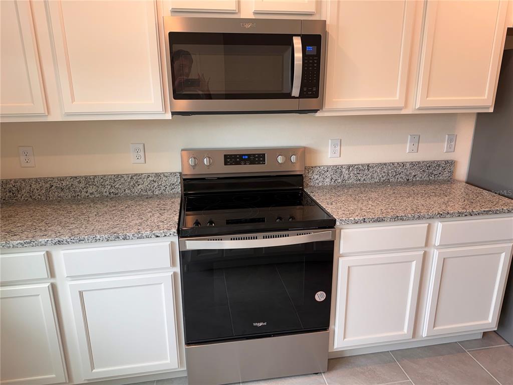 17085 Water Spring Boulevard Winter Garden, FL 34787 - Photo 8 of 29