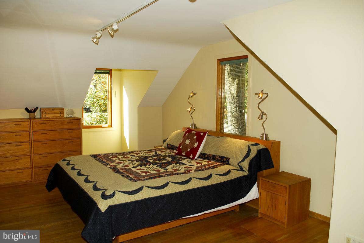 3843 Gallows Road Annandale, VA 22003 - Photo 15 of 30 Bedroom (Master)