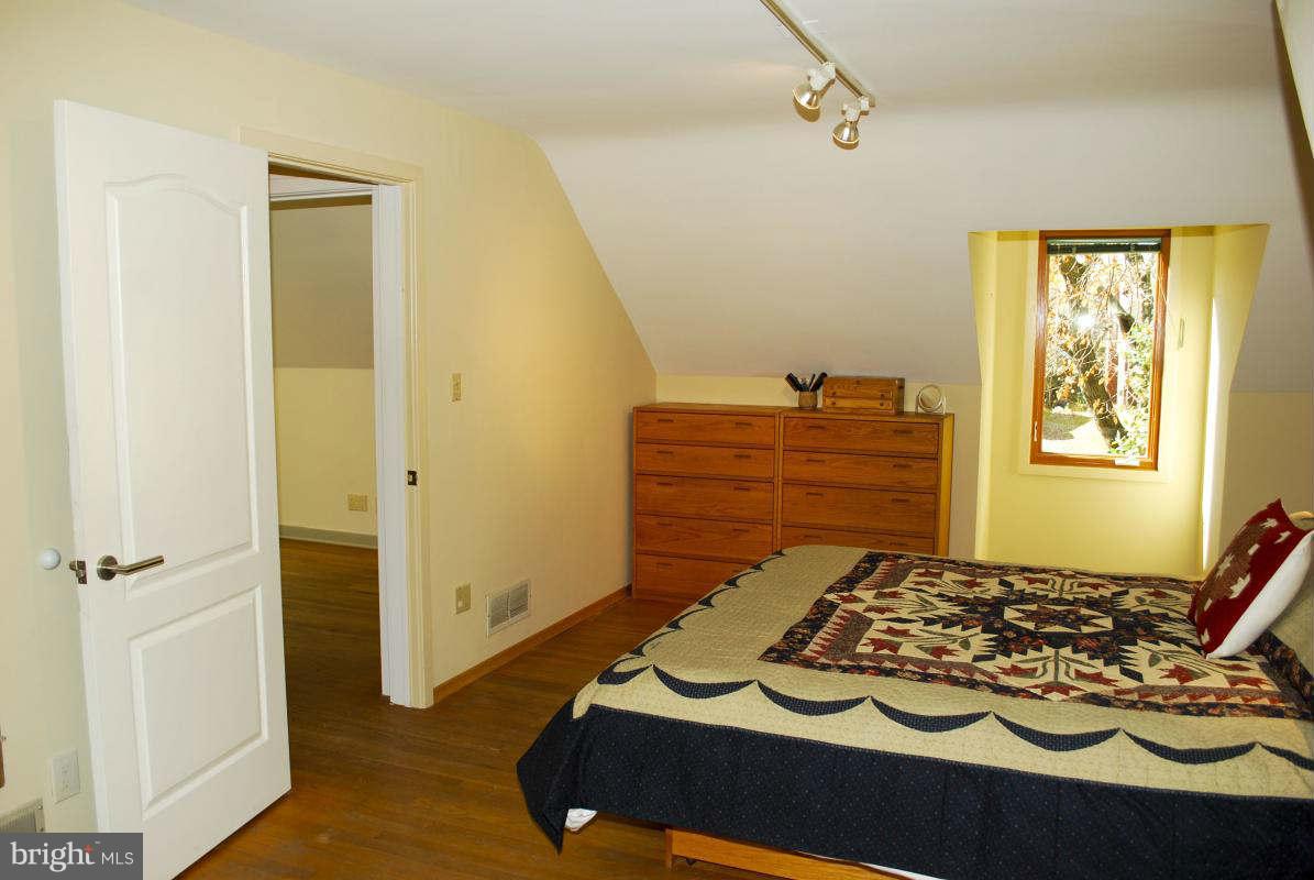 3843 Gallows Road Annandale, VA 22003 - Photo 16 of 30 Bedroom (Master)