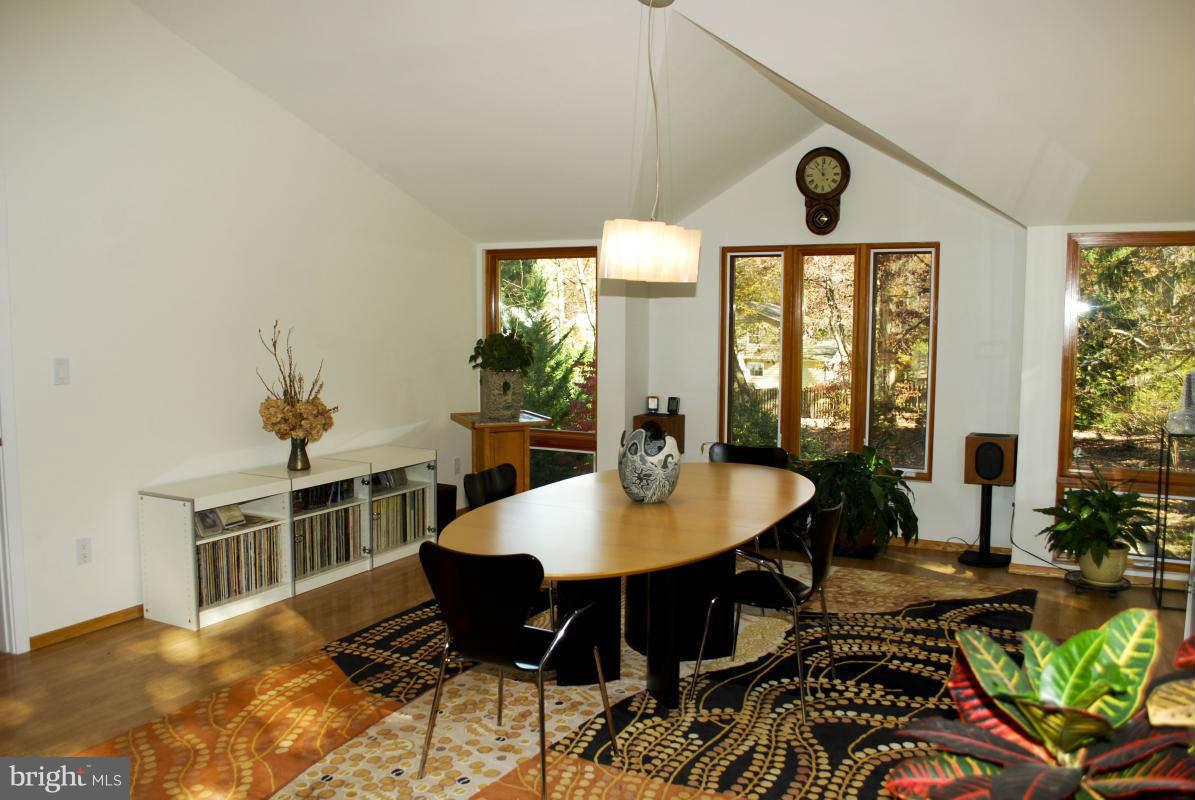 3843 Gallows Road Annandale, VA 22003 - Photo 10 of 30 Dining Room