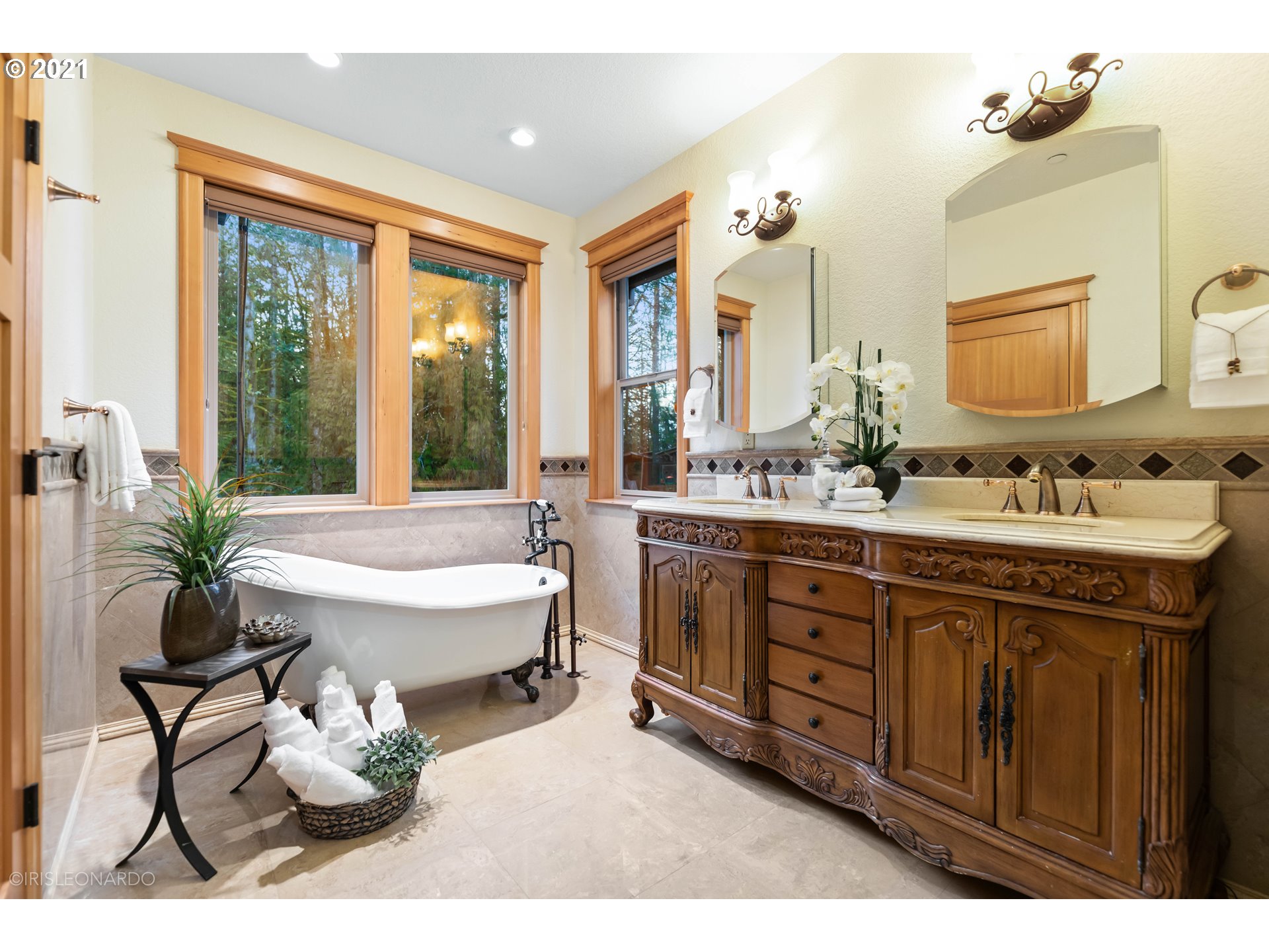 16025 Northwest McNamee Road Portland, OR 97231 - Photo 12 of 20