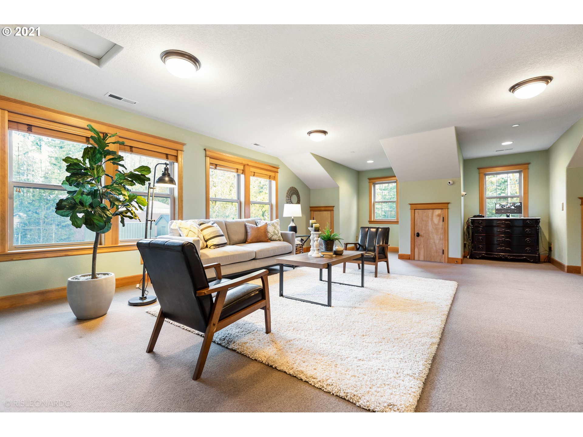 16025 Northwest McNamee Road Portland, OR 97231 - Photo 14 of 20