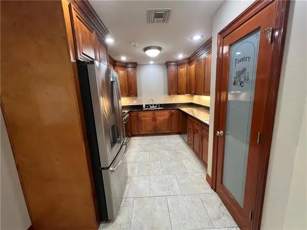 $2,000 | 3508 Decomine Street, Chalmette, LA 70043