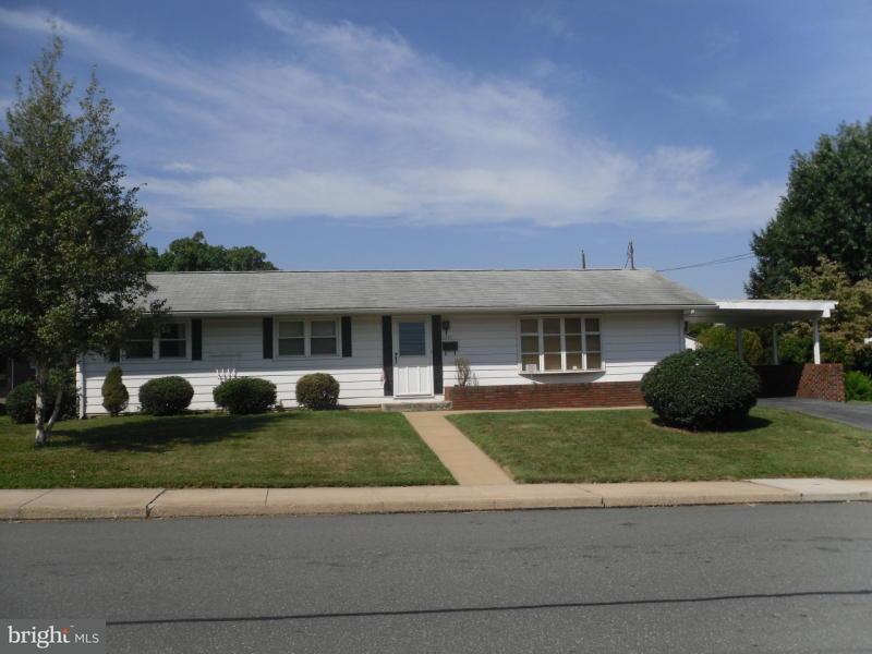 111 Sycamore Road Ephrata, PA 17522 - Photo 1 of 5 Gallery Image 1