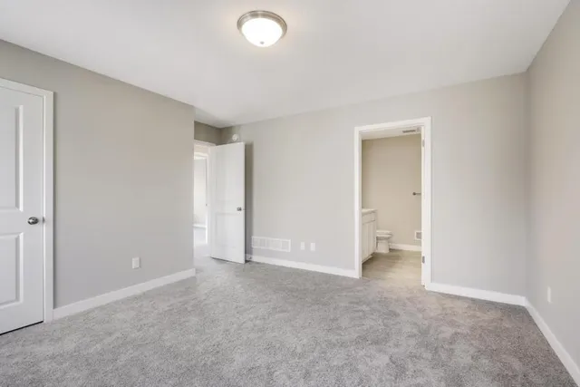 $412,520 | 2110 Goldenray Drive, Faribault, MN 55021