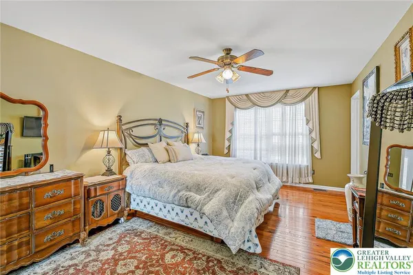 $649,900 | 2560 Country Top Trail, Bethlehem, PA 18020