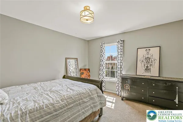 $649,900 | 2560 Country Top Trail, Bethlehem, PA 18020