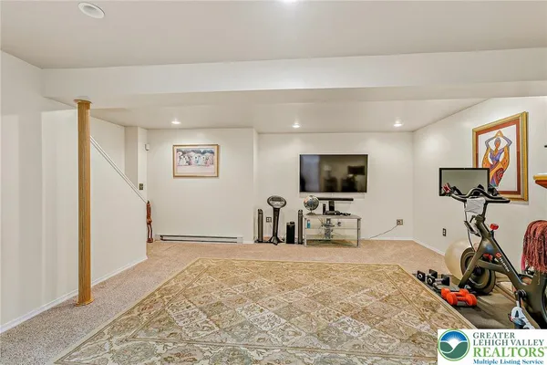 $649,900 | 2560 Country Top Trail, Bethlehem, PA 18020