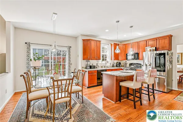 $649,900 | 2560 Country Top Trail, Bethlehem, PA 18020