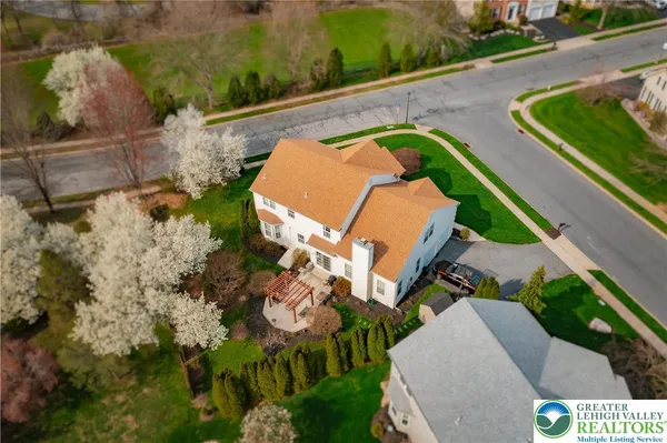 $649,900 | 2560 Country Top Trail, Bethlehem, PA 18020