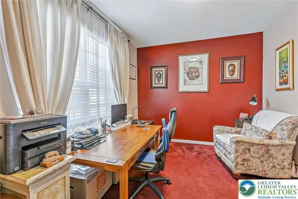 $649,900 | 2560 Country Top Trail, Bethlehem, PA 18020