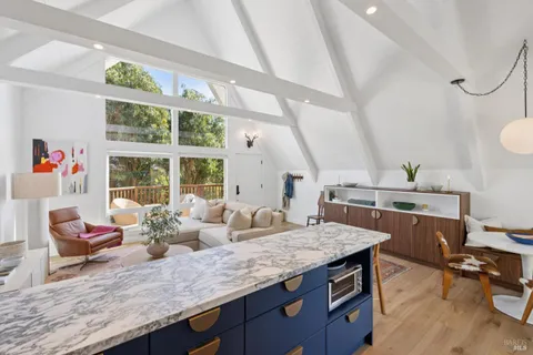 $1,799,000 | 91 Holstein Road, San Anselmo, CA 94960