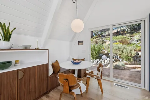 $1,799,000 | 91 Holstein Road, San Anselmo, CA 94960