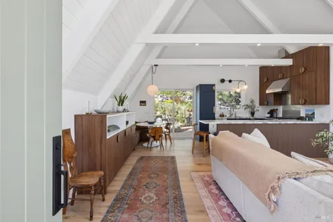 $1,799,000 | 91 Holstein Road, San Anselmo, CA 94960