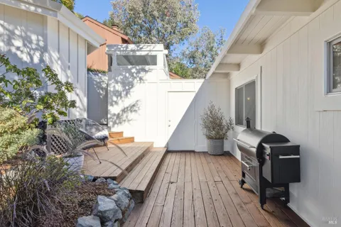 $1,799,000 | 91 Holstein Road, San Anselmo, CA 94960