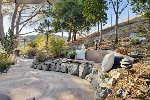 $1,799,000 | 91 Holstein Road, San Anselmo, CA 94960