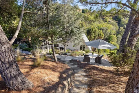 $1,799,000 | 91 Holstein Road, San Anselmo, CA 94960