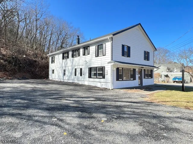 $420,000 | 13 Highway 206, Branchville, NJ 07826