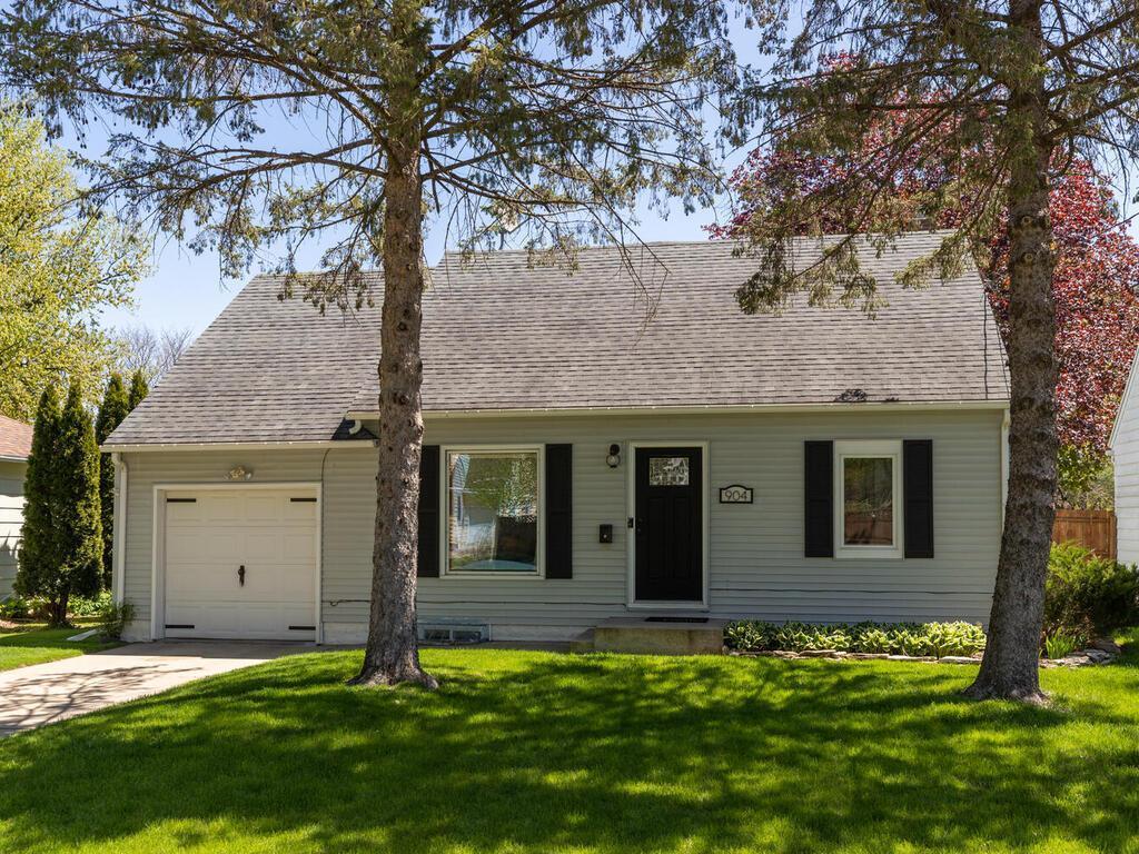 904 8th Avenue Northwest Rochester, MN 55901 - Photo 1 of 1