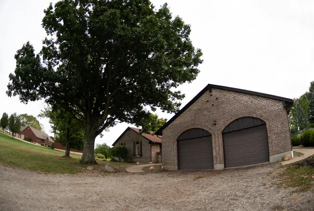 $555,000 | 2188 Carolina Trace Road, West Harrison, IN 47060