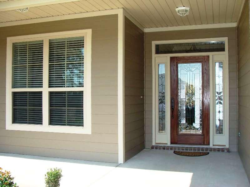 4626 Hermosa Road Crestview, FL 32539 - Photo 4 of 22 a view of a front door of a house