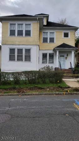$2,400 | 12 John Street, Summit, NJ 07901