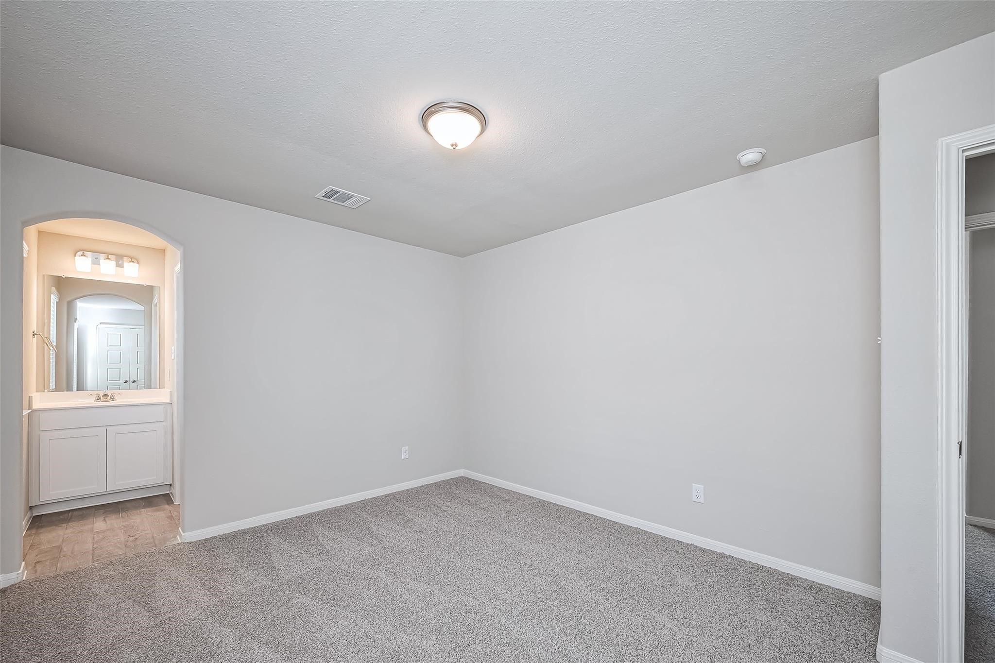 750 Marion Price Drive Dayton, TX 77535 - Photo 24 of 34