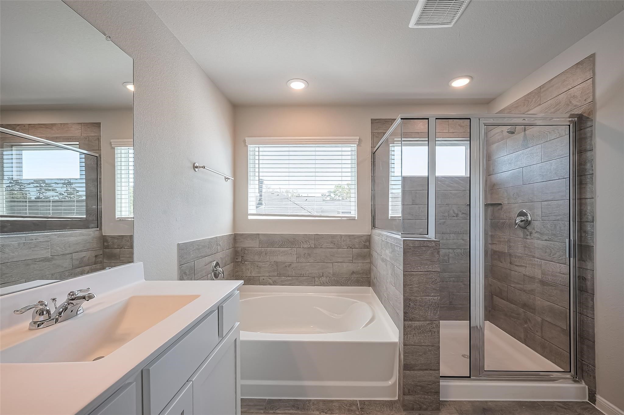 750 Marion Price Drive Dayton, TX 77535 - Photo 30 of 34