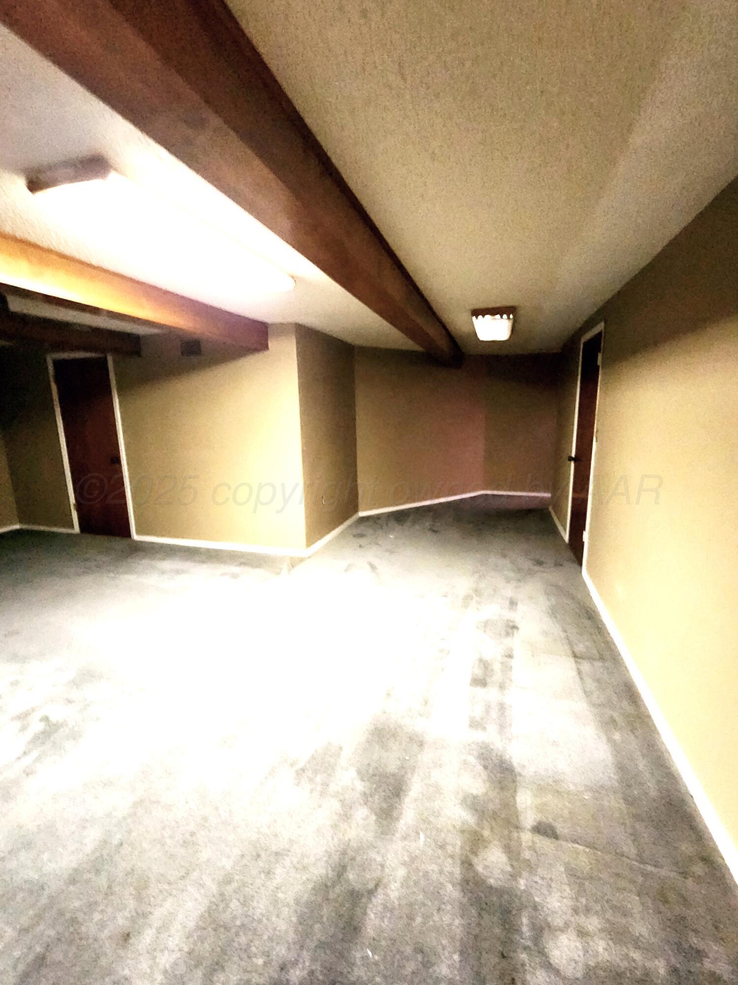 1106 West 10th Plainview, TX 79072 - Photo 23 of 32 Basement 4