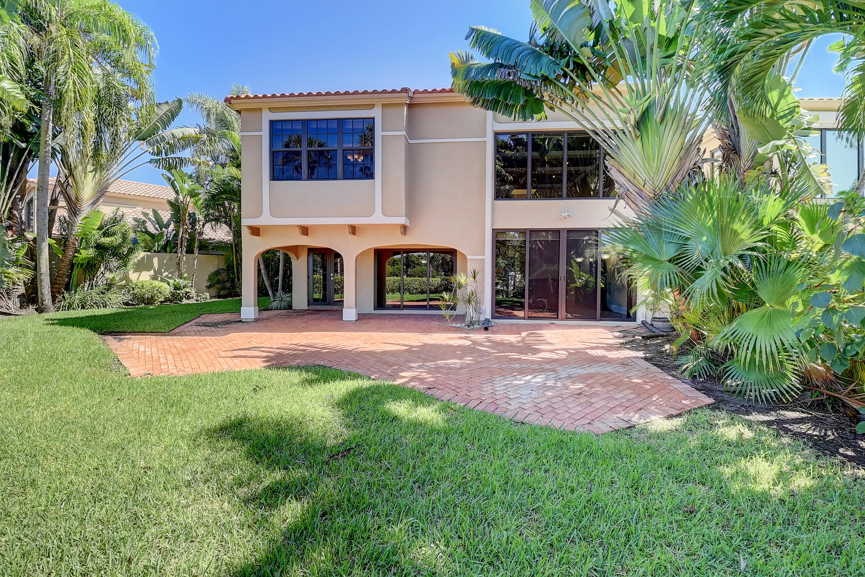 22528 Caravelle Circle Boca Raton, FL 33433 - Photo 3 of 46 yard