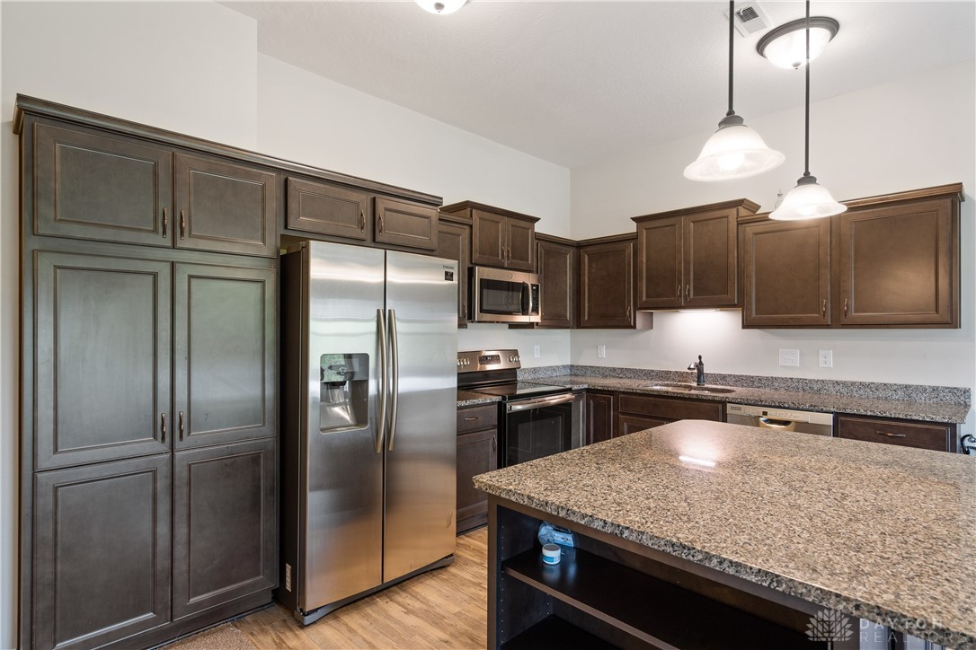 64 Old Pond Road Springboro, OH 45066 - Photo 6 of 25