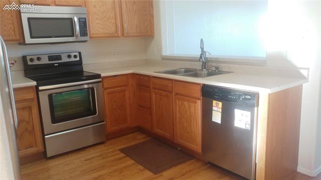 3611 Indigo Ridge Point Colorado Springs, CO 80910 - Photo 8 of 27