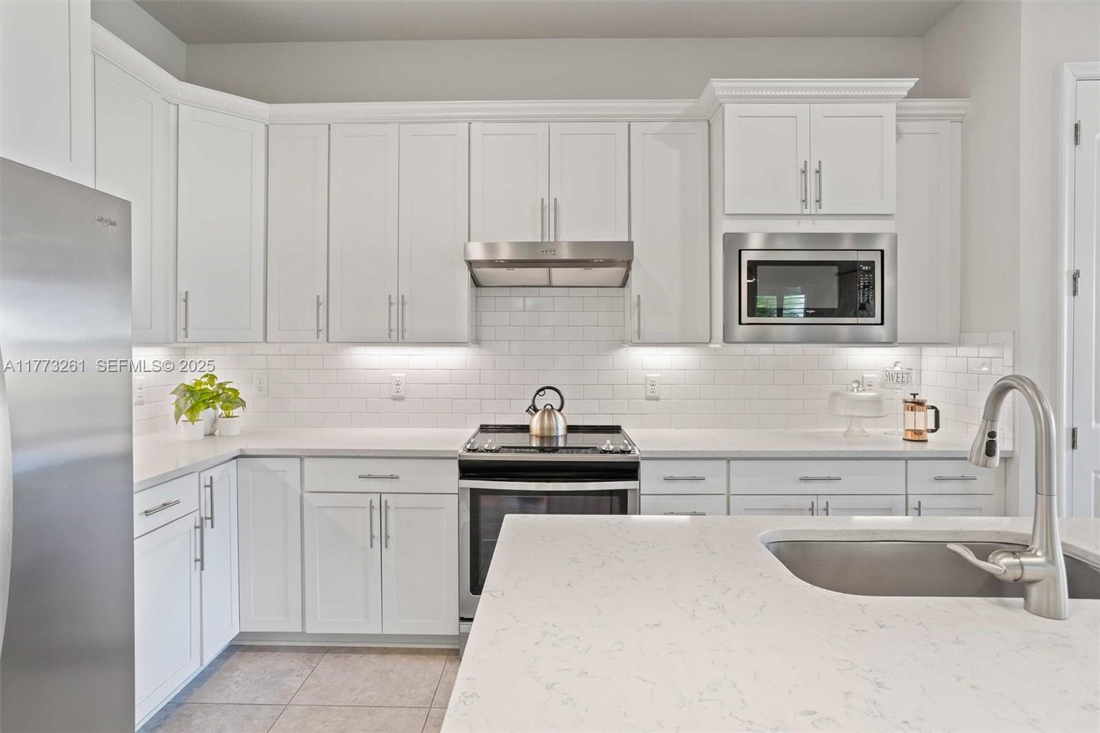 21824 Canadensis Circle, Unit 102 Boca Raton, FL 33428 - Photo 10 of 44