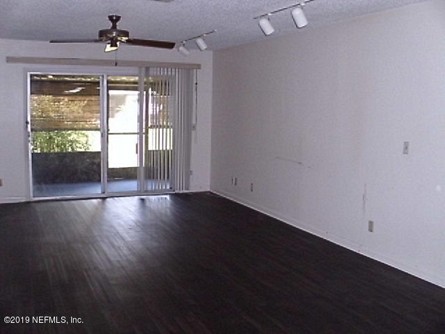 1237 The Grove Road Orange Park, FL 32073 - Photo 1 of 11 DSCI2324