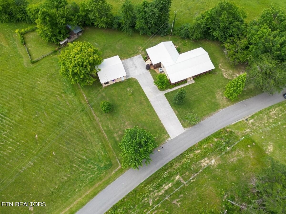 1459 Old Elmore Road Crossville, TN 38571 - Photo 33 of 36 Gallery Image 33