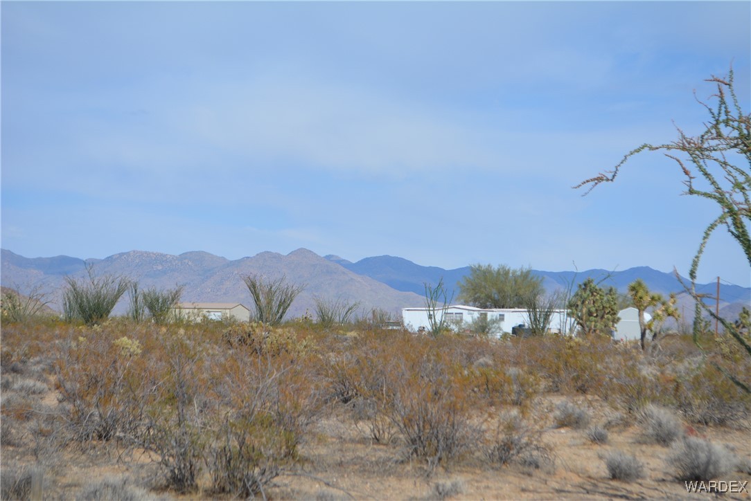 N7 Castle Butte Road Yucca, AZ 86438 - Photo 18 of 80 View