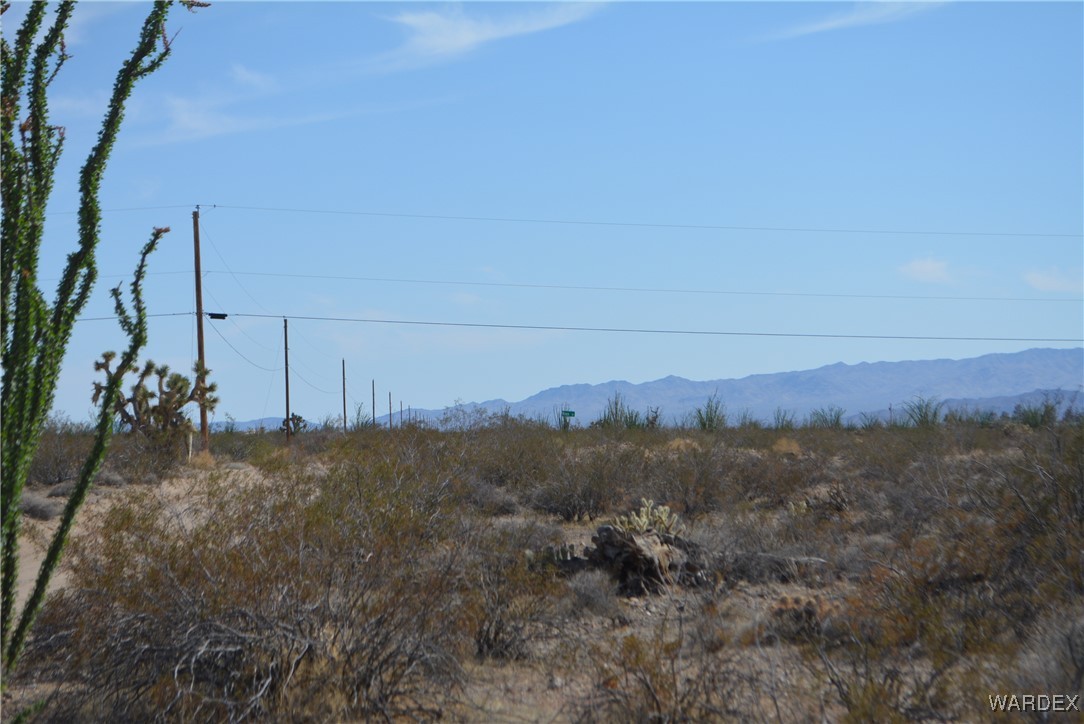 N7 Castle Butte Road Yucca, AZ 86438 - Photo 22 of 80 View