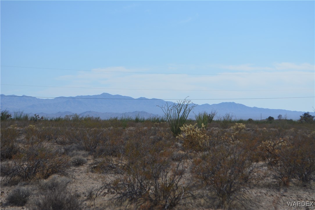 N7 Castle Butte Road Yucca, AZ 86438 - Photo 24 of 80 View