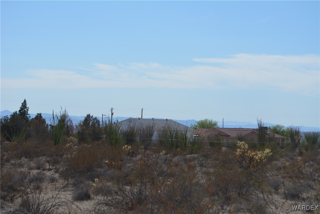 N7 Castle Butte Road Yucca, AZ 86438 - Photo 27 of 80 View