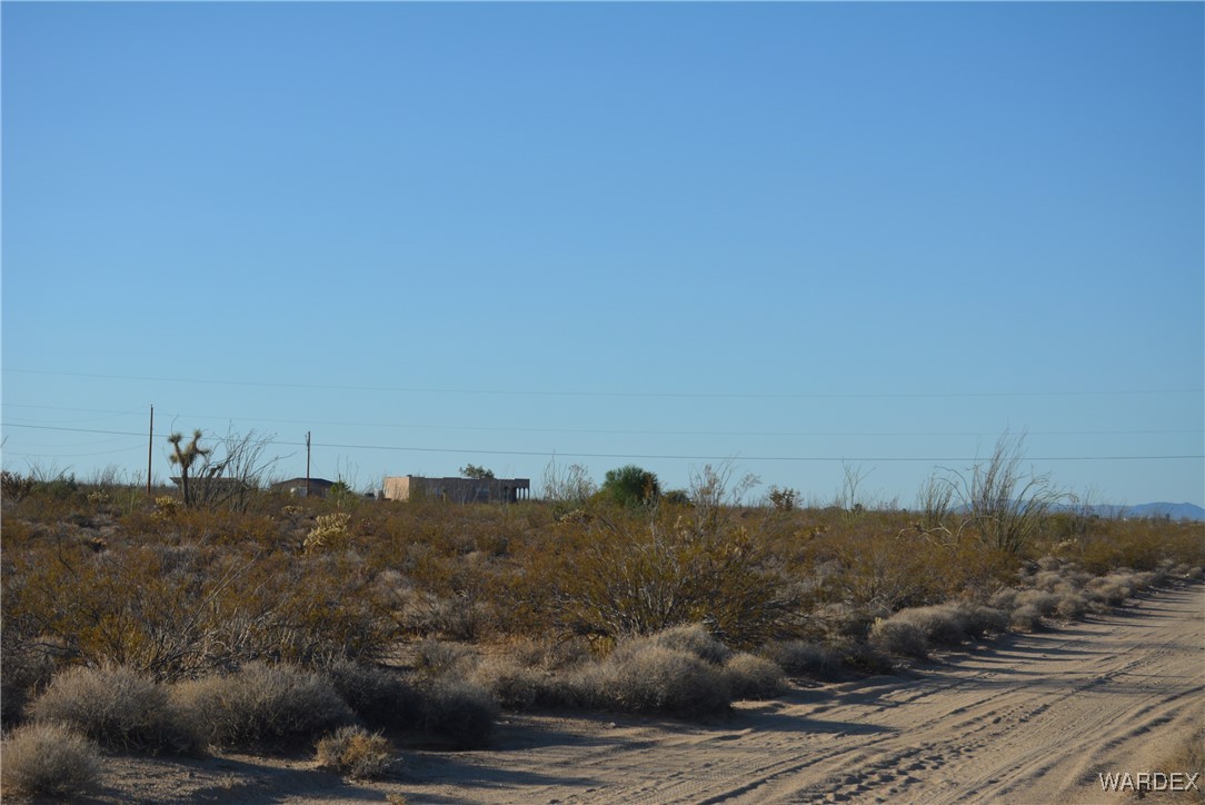 N7 Castle Butte Road Yucca, AZ 86438 - Photo 61 of 80 Community