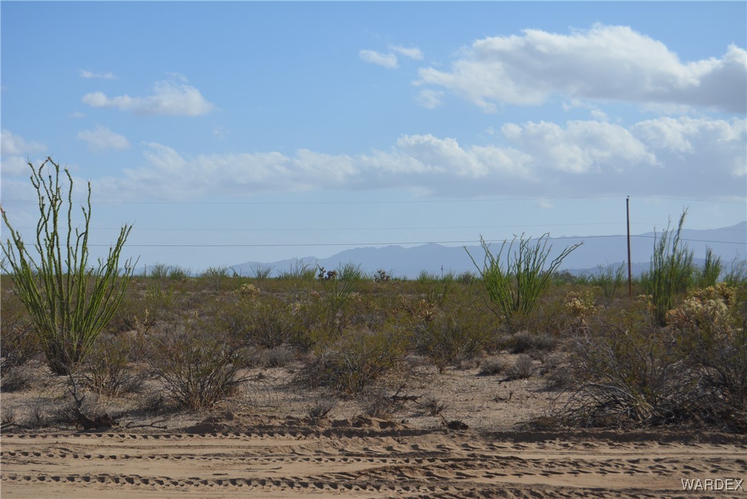 N7 Castle Butte Road Yucca, AZ 86438 - Photo 73 of 80 View